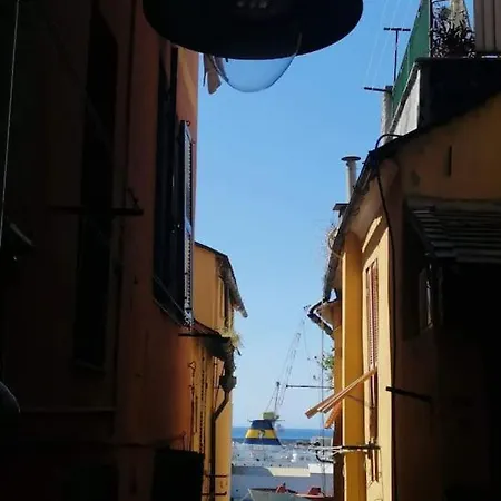 L'antro Delle Sibille Un Nido Di E Intimita Apartment Genua